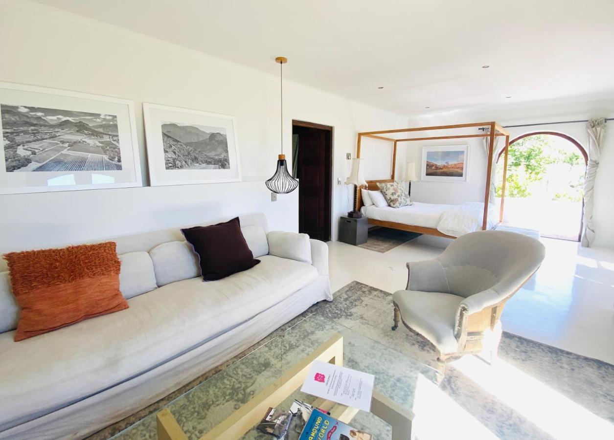 Hôtel Vineyard Retreat à Franschhoek Extérieur photo